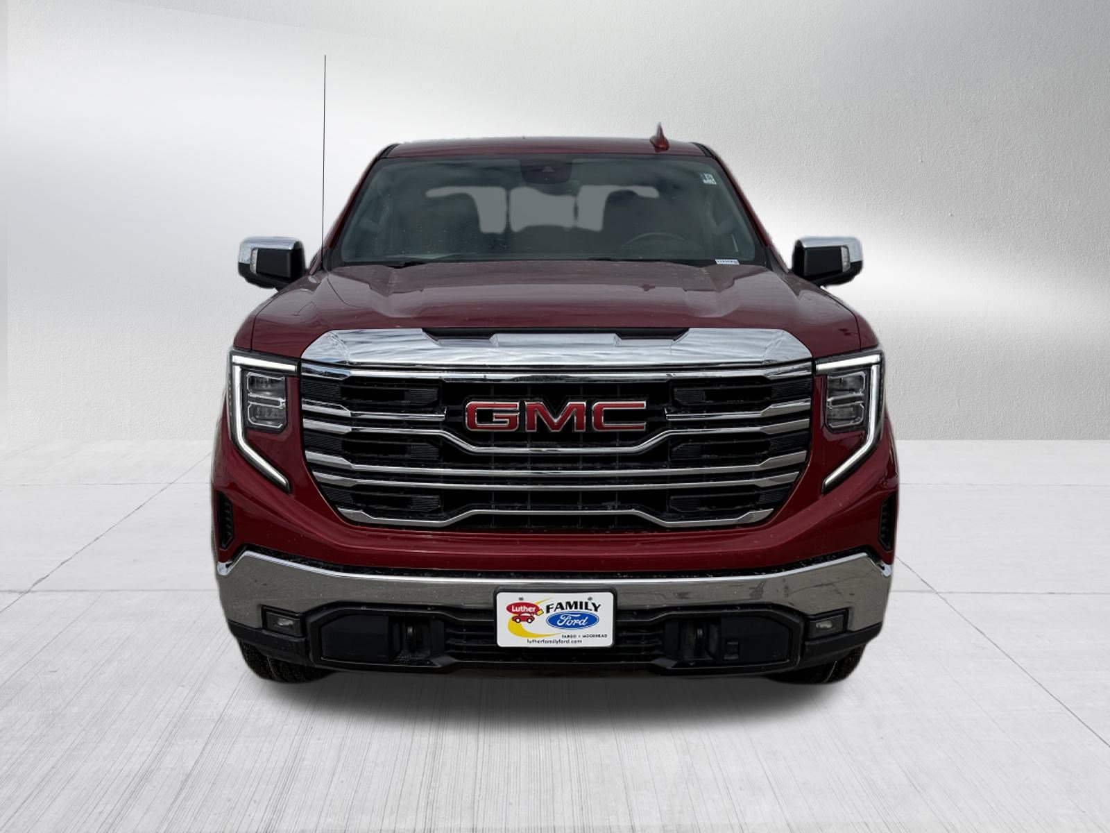 Used 2023 GMC Sierra 1500 SLT w/ SLT Premium Package image 2