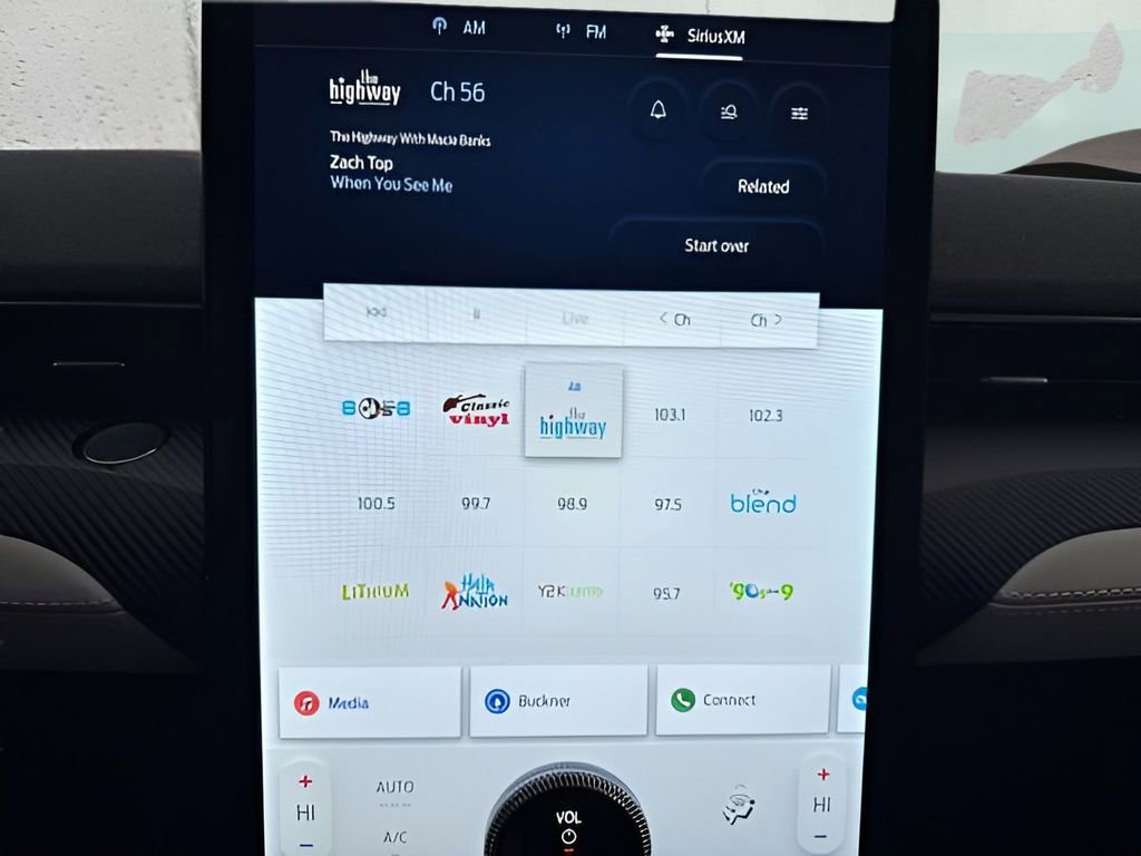 Used 2025 Ford Mustang Mach-E Premium image 24