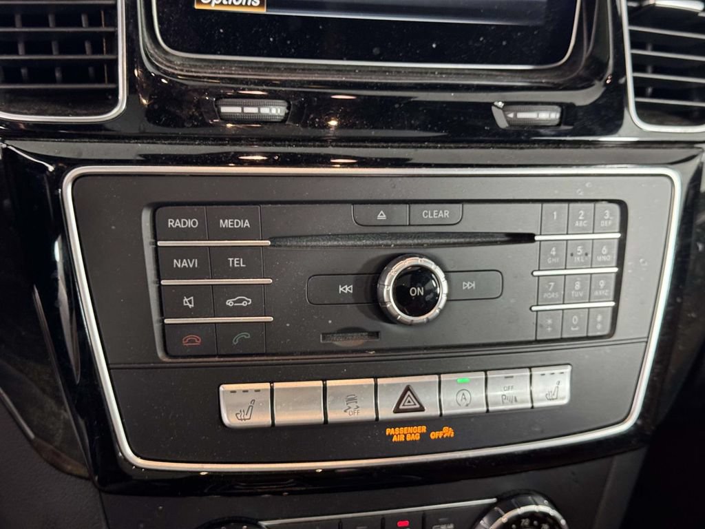 Used 2017 Mercedes-Benz GLS 450 4MATIC image 28