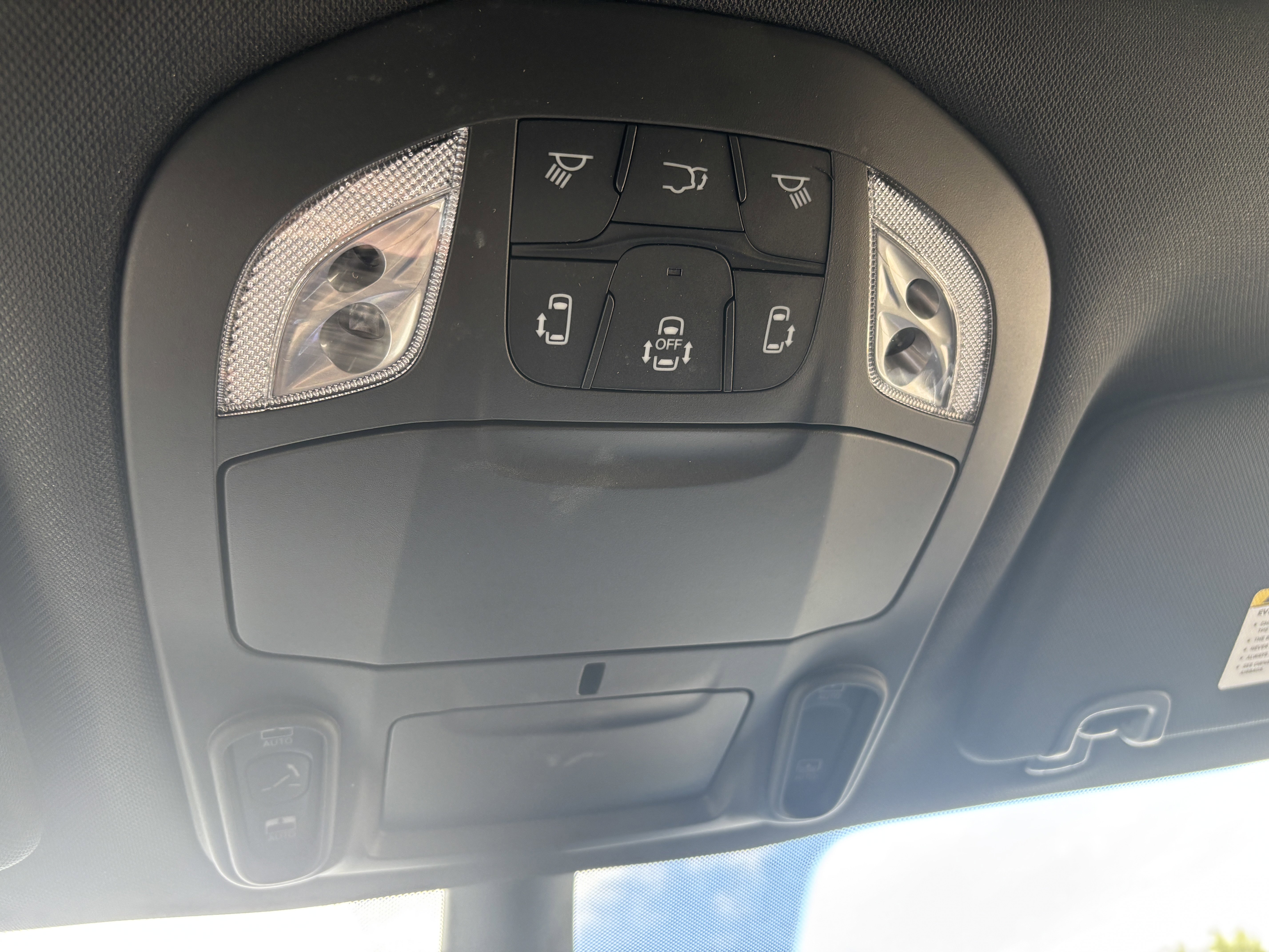 New 2026 Chrysler Pacifica Limited w/ S Appearance Package image 22