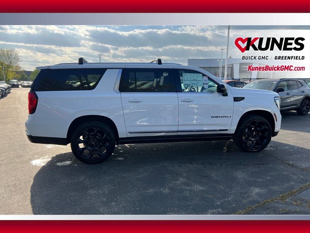 New 2026 GMC Yukon XL Denali Ultimate AWD/4WD image 2