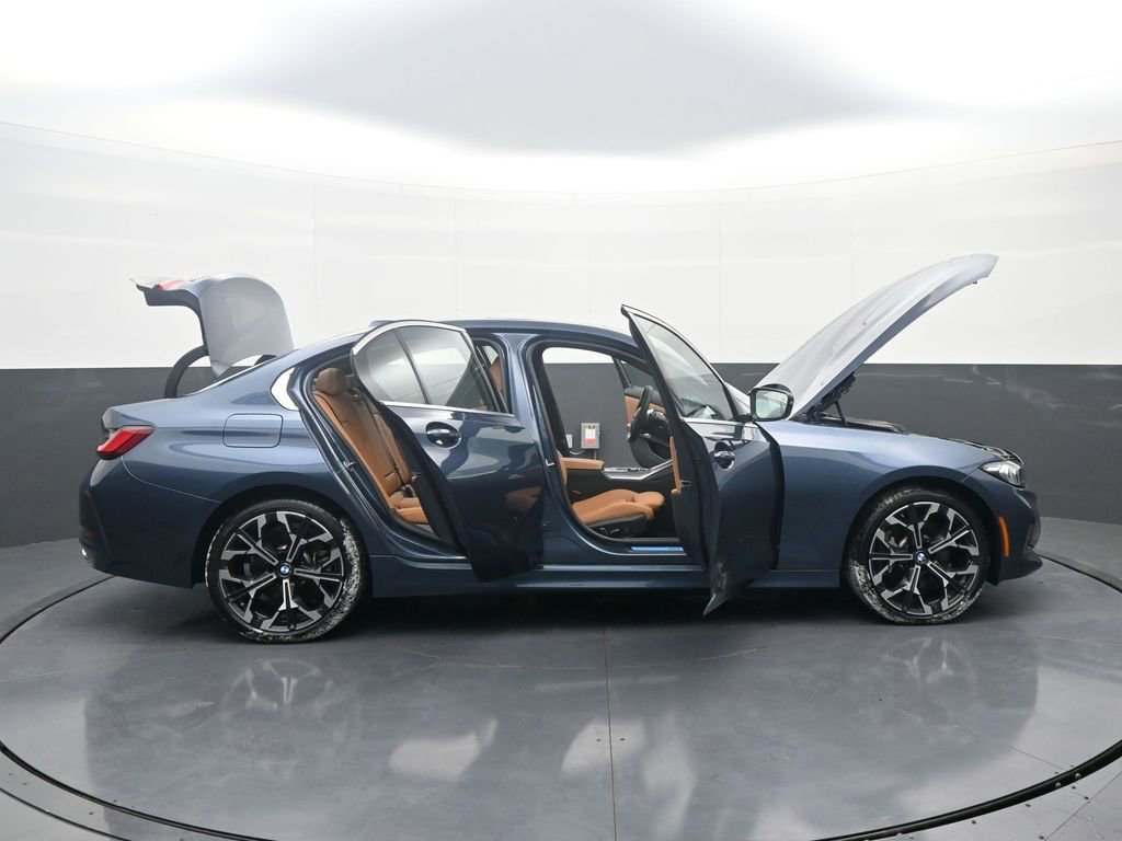 New 2025 BMW 330i xDrive Sedan w/ Premium Package image 44