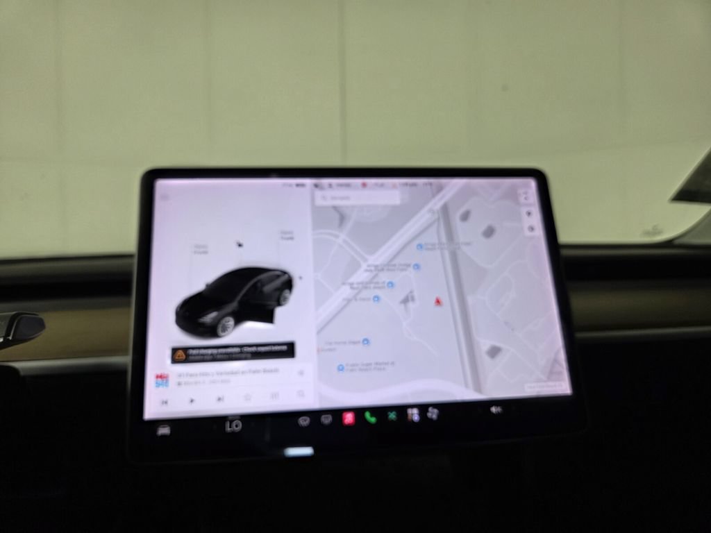 Used 2021 Tesla Model 3 Long Range AWD/4WD image 14
