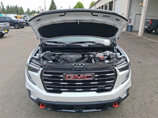 Used 2024 GMC Acadia AT4 image 17