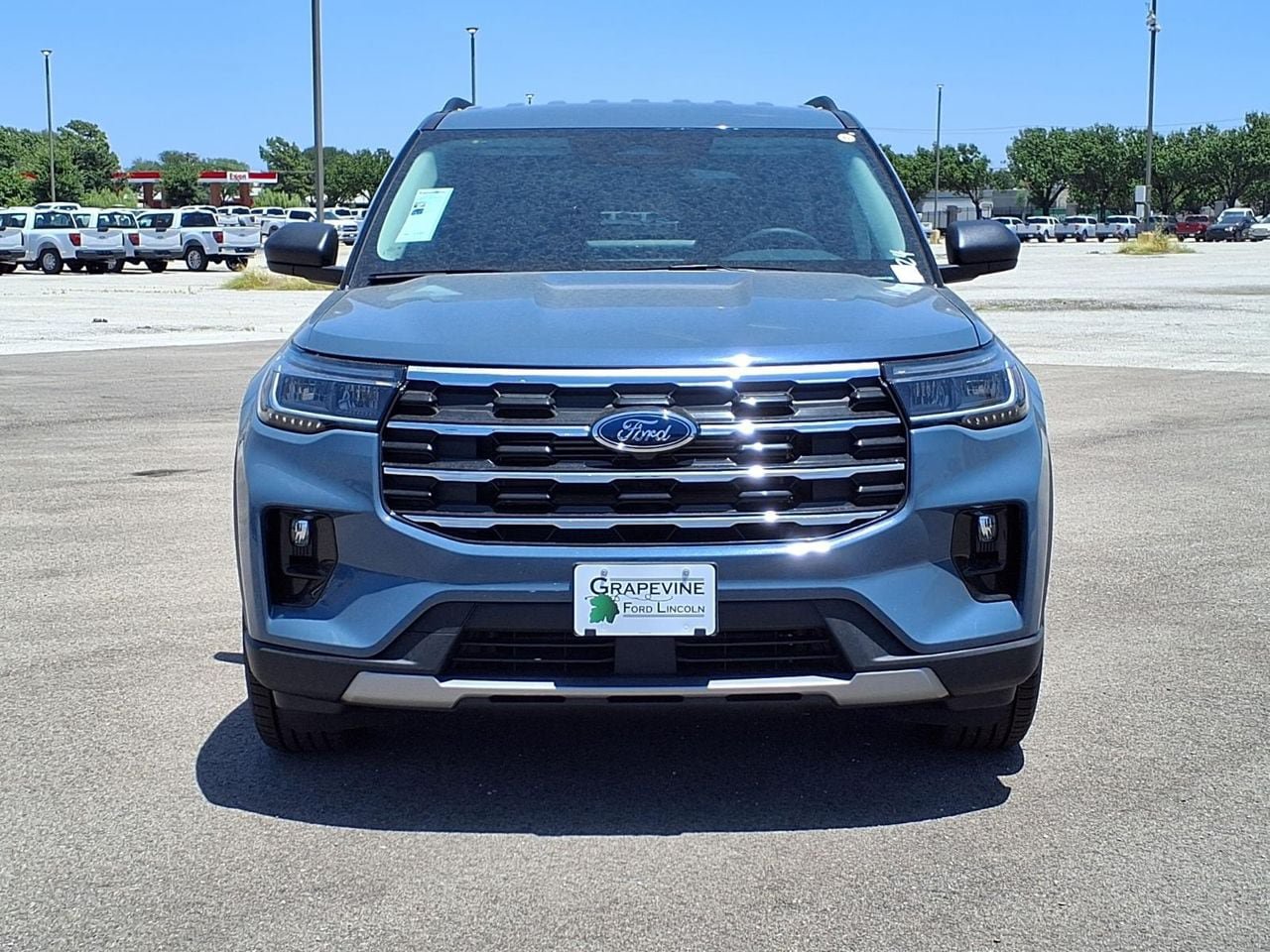 New 2026 Ford Explorer Active w/ Active Comfort Package RWD image 2