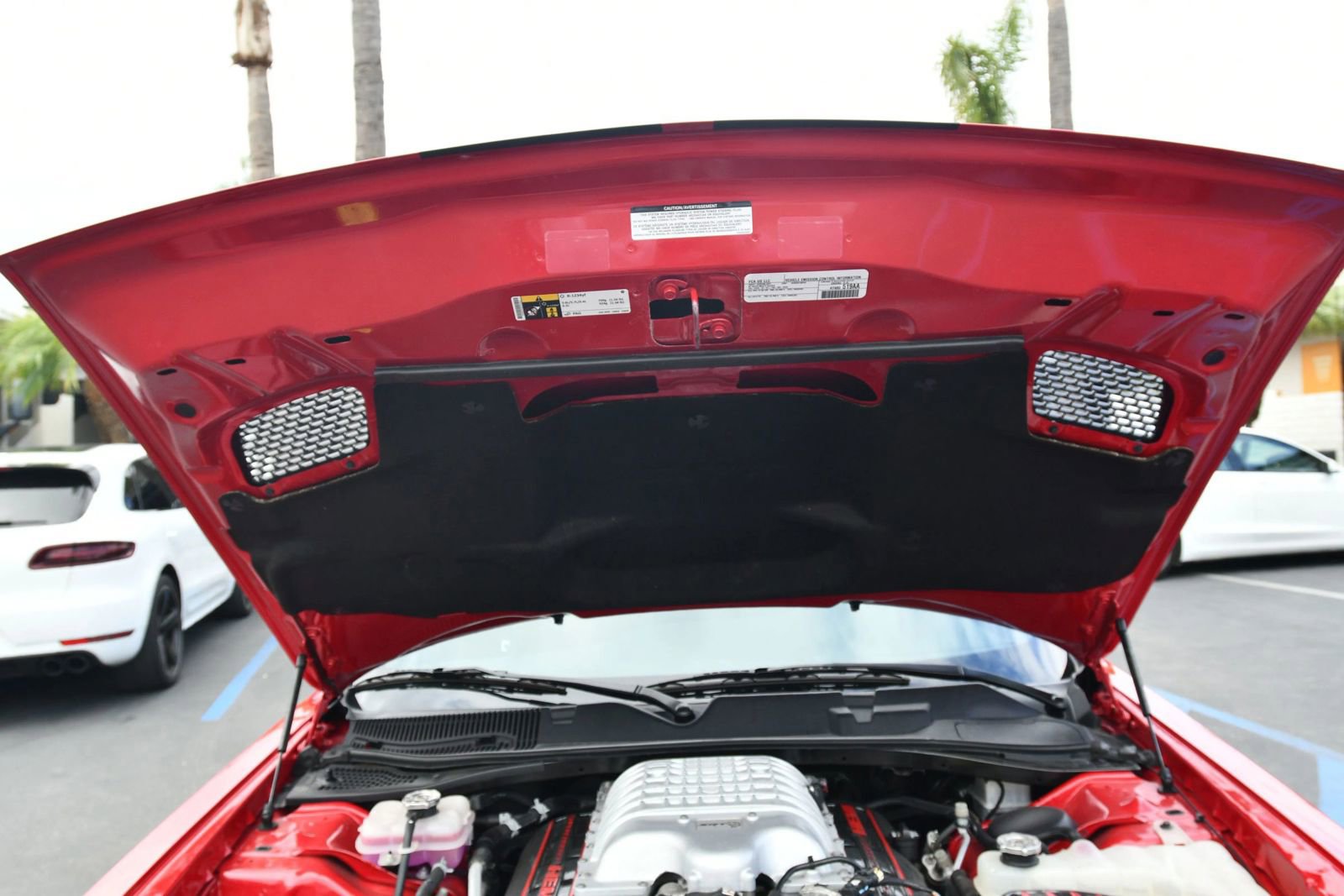 Used 2016 Dodge Challenger SRT Hellcat RWD image 20