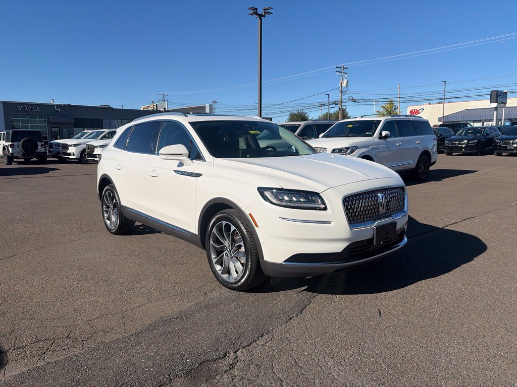 Certified 2023 Lincoln Nautilus Reserve w/ Equipment Group 201A AWD/4WD image 9