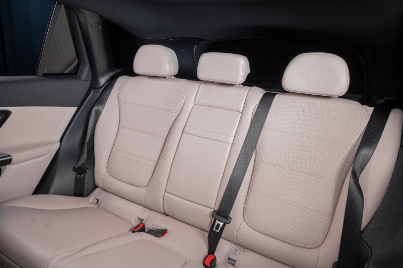 Certified 2026 Mercedes-Benz GLC 300 image 24