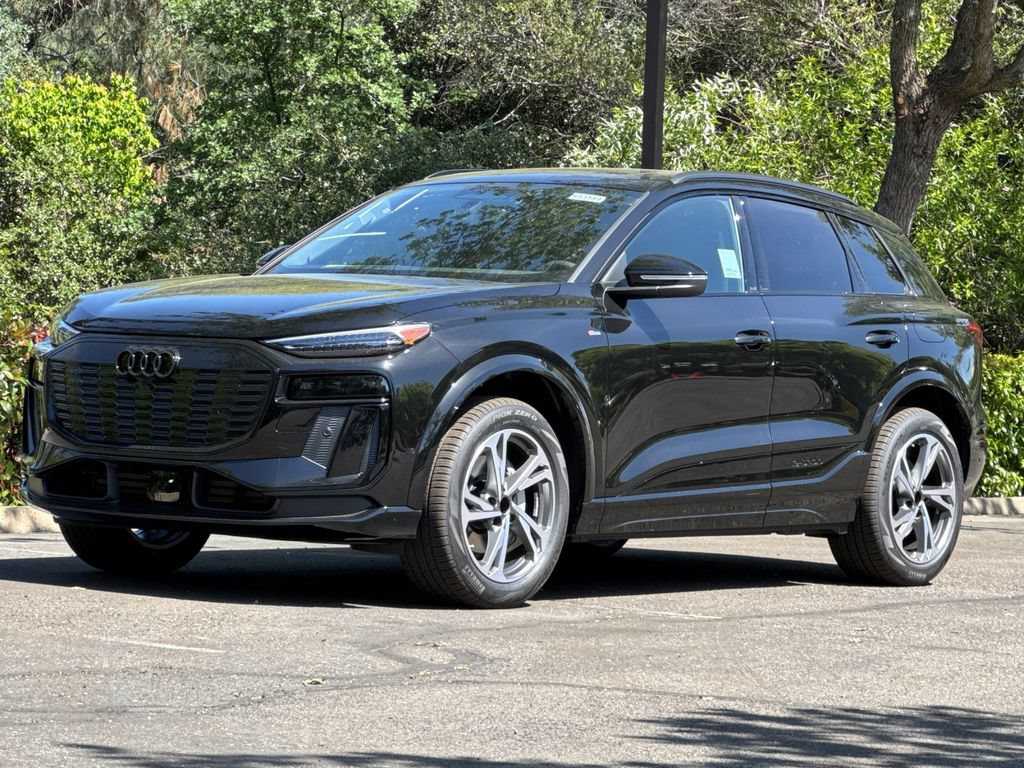 New 2027 Audi Q6 e-tron Premium Plus AWD/4WD image 8