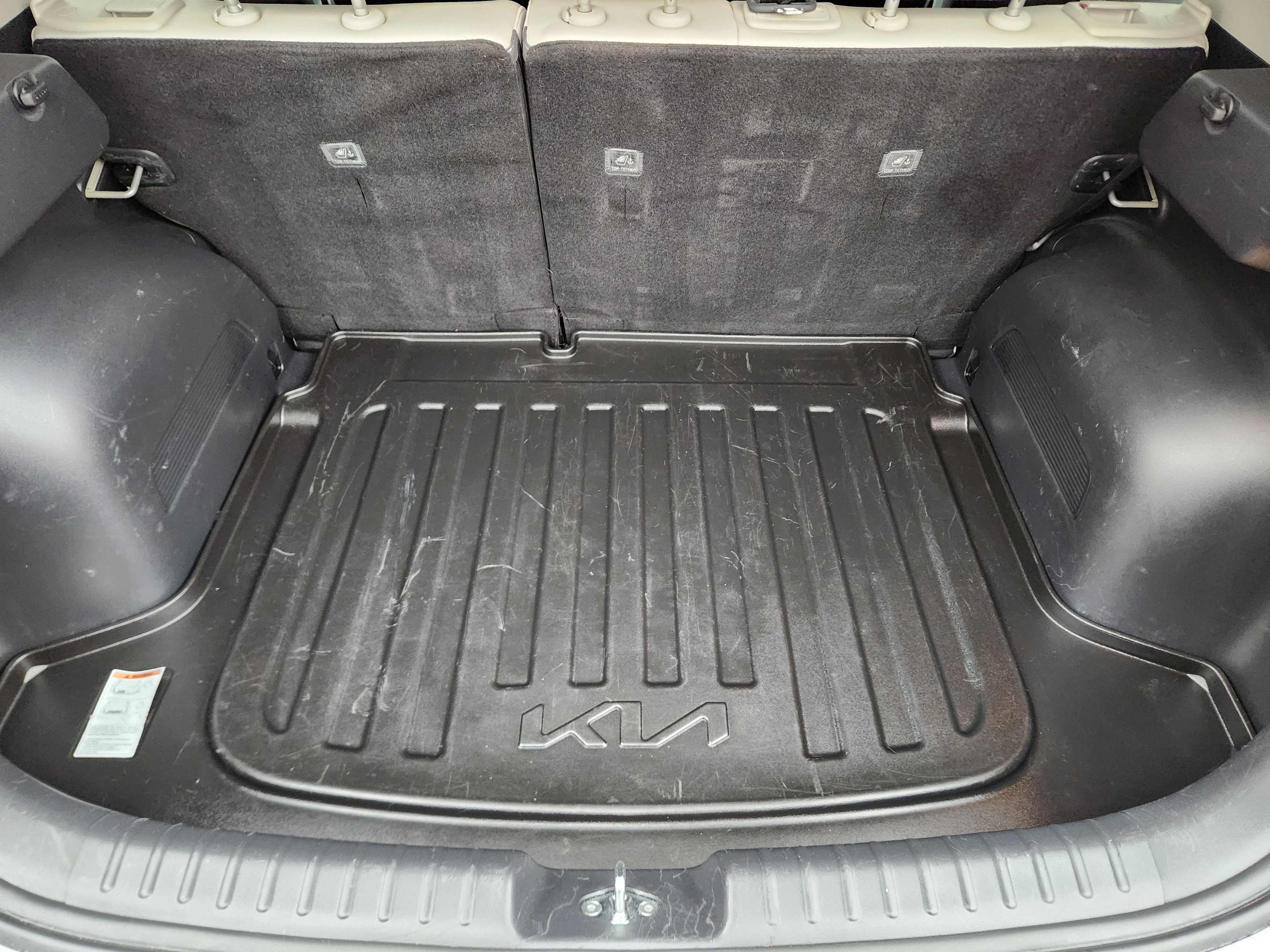 Used 2023 Kia Niro EX image 40