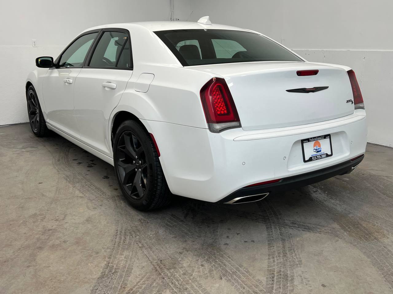 Used 2021 Chrysler 300 S RWD image 4