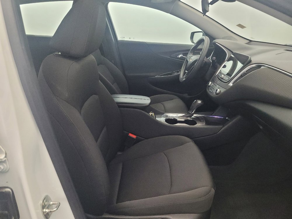 Used 2019 Chevrolet Malibu LT w/ Driver Confidence Package FWD image 21