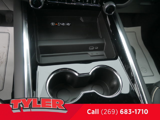 New 2026 Chevrolet Tahoe Premier w/ Sun And Tow Package AWD/4WD image 39