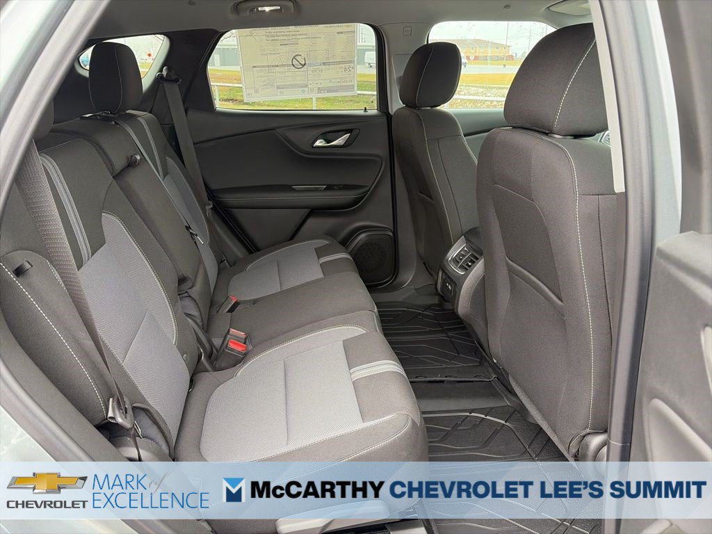 New 2026 Chevrolet Blazer LT w/ Convenience Package AWD/4WD image 34