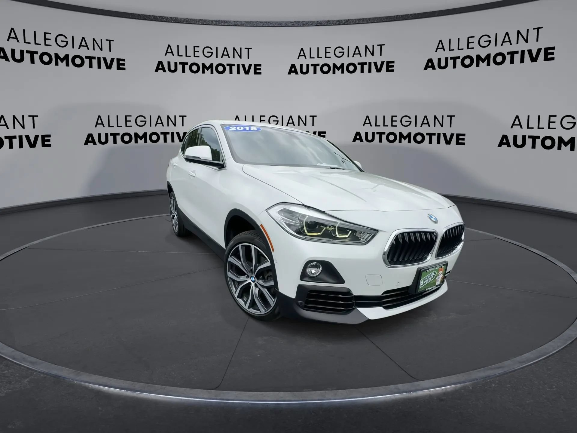 Used 2018 BMW X2 sDrive28i w/ Convenience Package FWD image 4