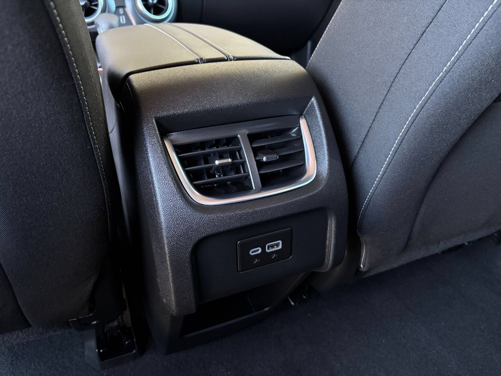 Used 2026 Chevrolet Blazer LT FWD image 24