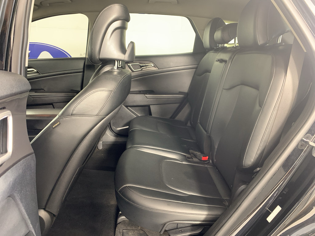 Used 2023 Kia Sportage EX FWD image 29