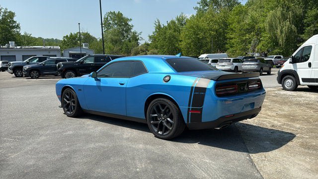 Certified 2023 Dodge Challenger R/T w/ Blacktop Package RWD image 8
