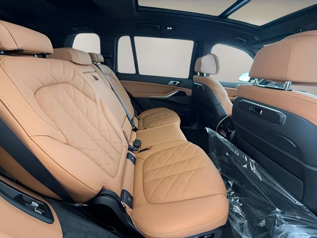 Used 2026 BMW X7 xDrive40i image 33