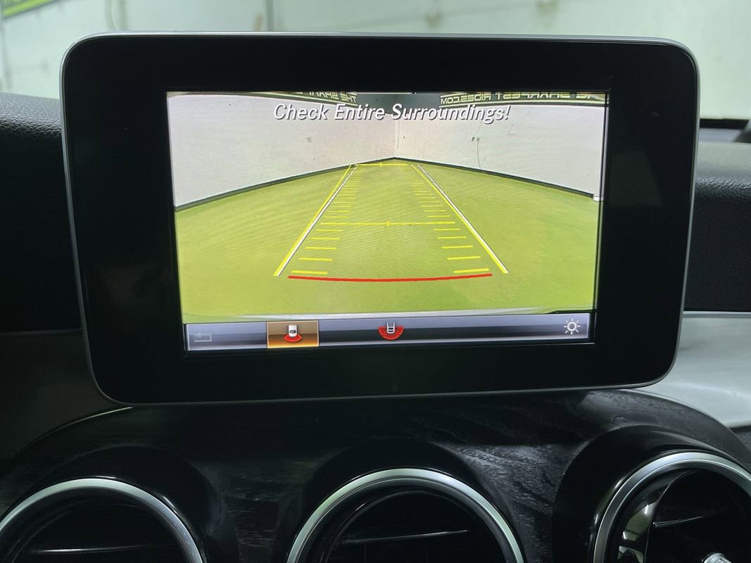 Used 2019 Mercedes-Benz GLC 300 4MATIC w/ Premium Package image 22