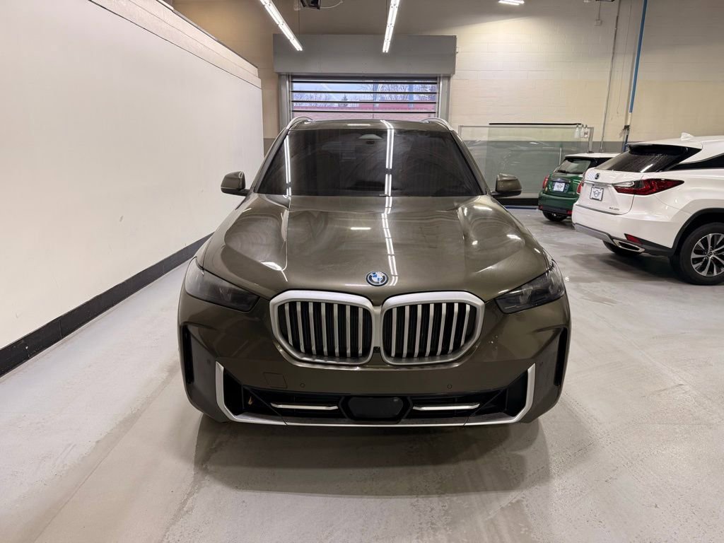 Used 2024 BMW X5 xDrive50e w/ Parking Assistance Package image 8