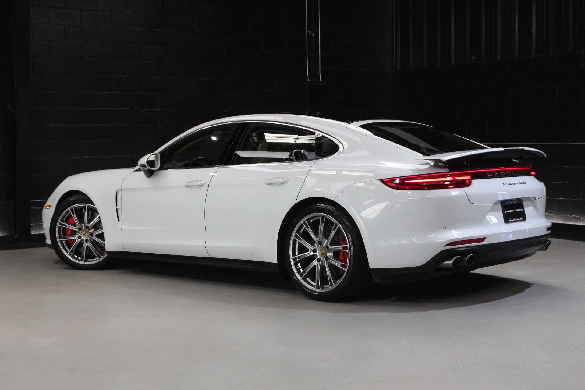 Used 2018 Porsche Panamera Turbo AWD/4WD image 10