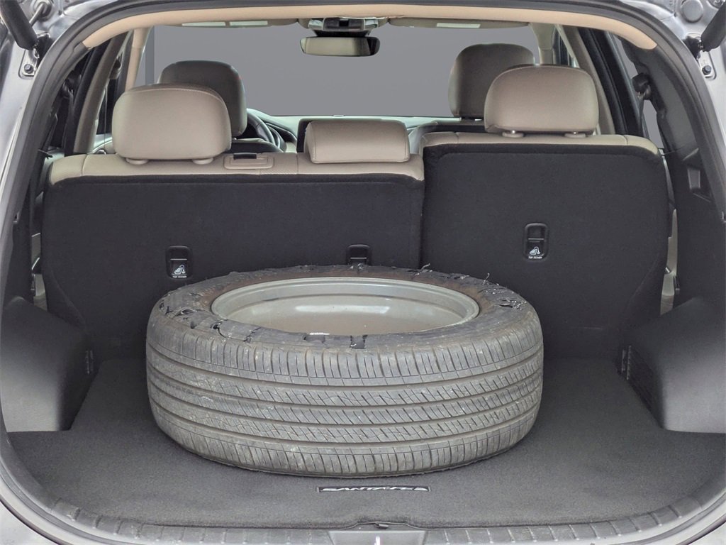Used 2023 Hyundai Santa Fe SEL w/ Premium Package image 12