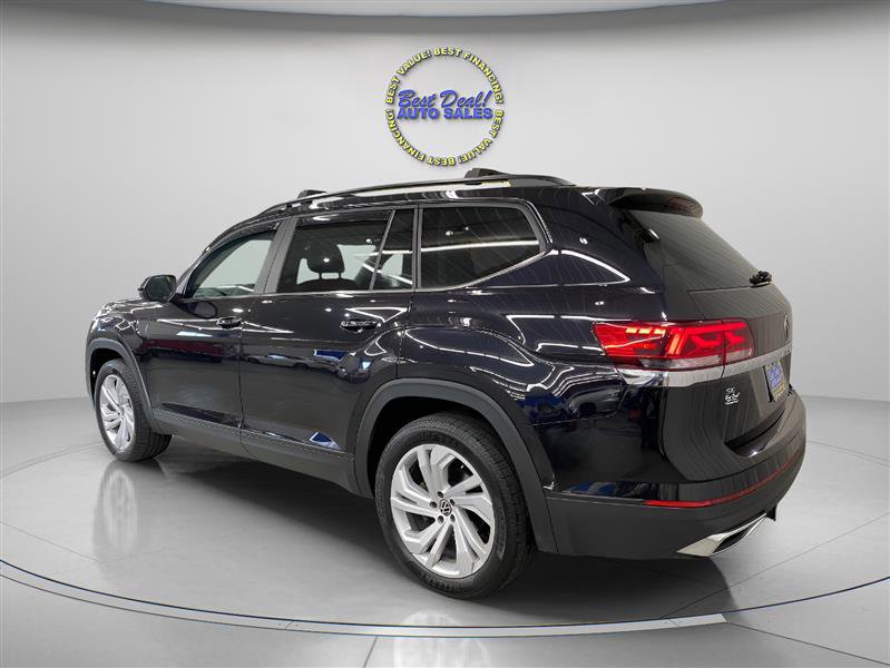 Used 2021 Volkswagen Atlas SE w/ Panoramic Sunroof Package image 4