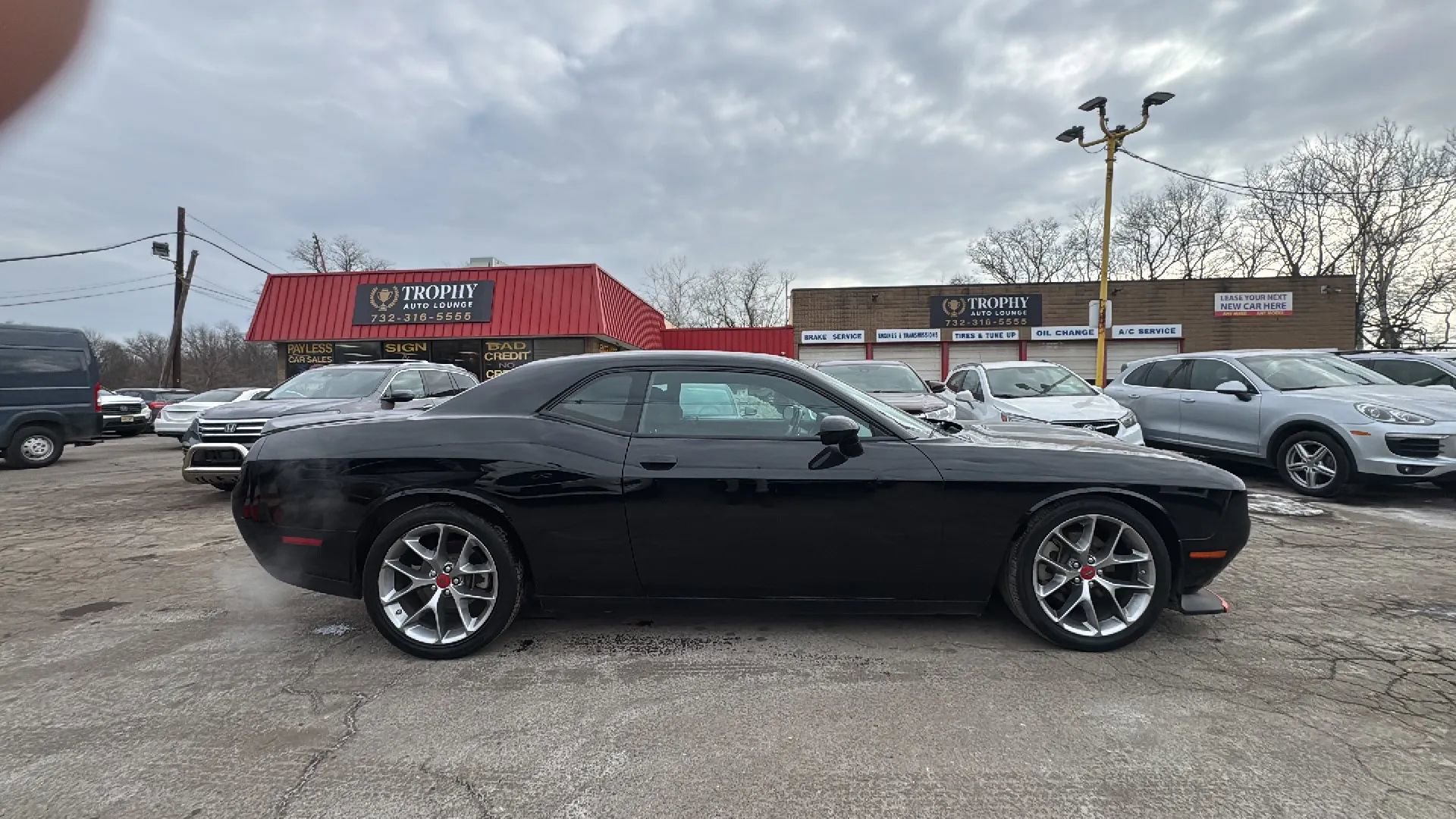 Used 2022 Dodge Challenger GT image 4