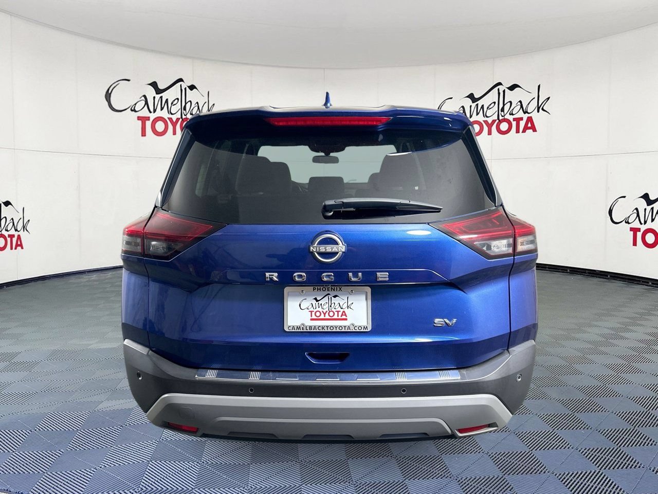 Used 2023 Nissan Rogue SV FWD image 6