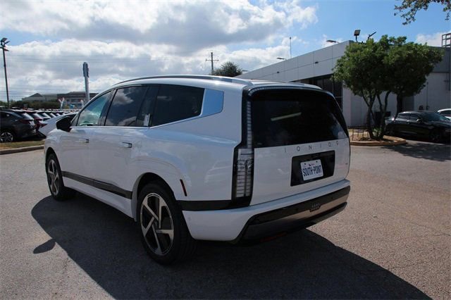 New 2026 Hyundai Ioniq 9 Calligraphy image 6