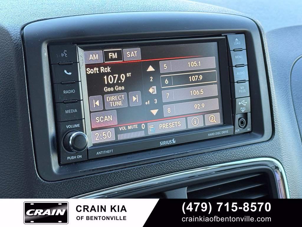 Used 2014 Dodge Grand Caravan SXT w/ UConnect Hands-Free Group FWD image 15
