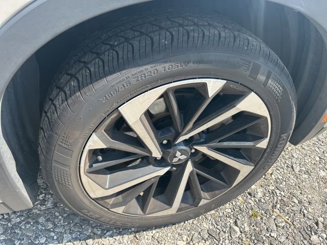 Used 2024 Mitsubishi Outlander SE image 10