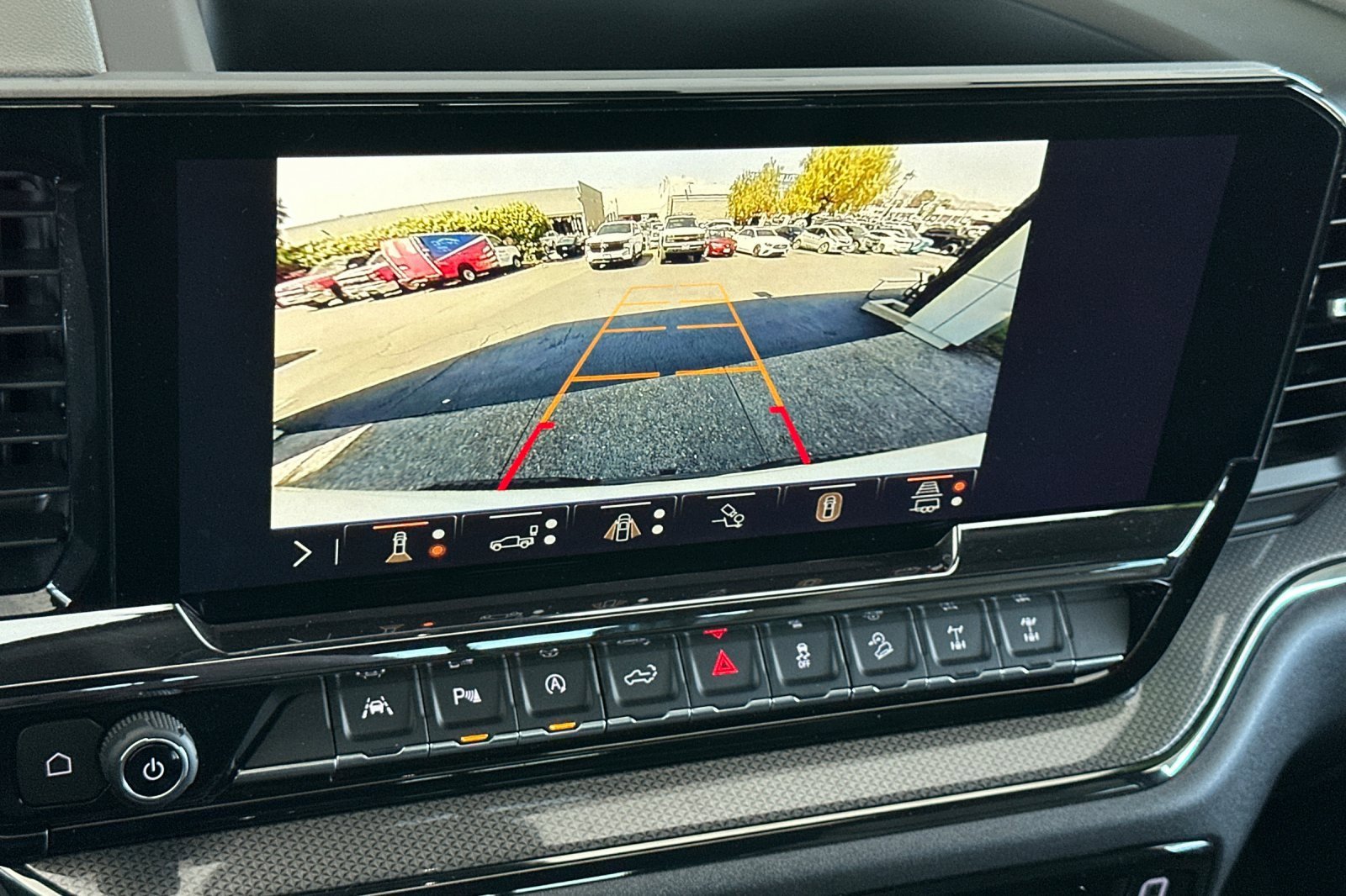 Used 2025 Chevrolet Silverado 1500 ZR2 w/ Technology Package image 28