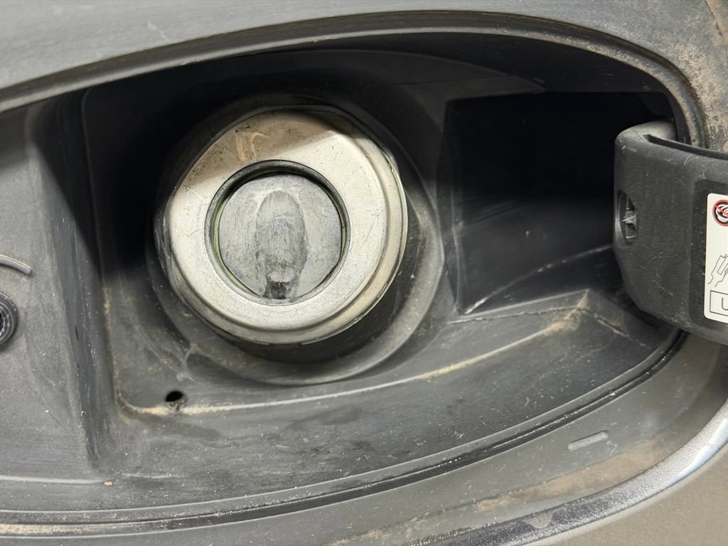 Used 2020 Jeep Compass Latitude w/ Cold Weather Group image 16