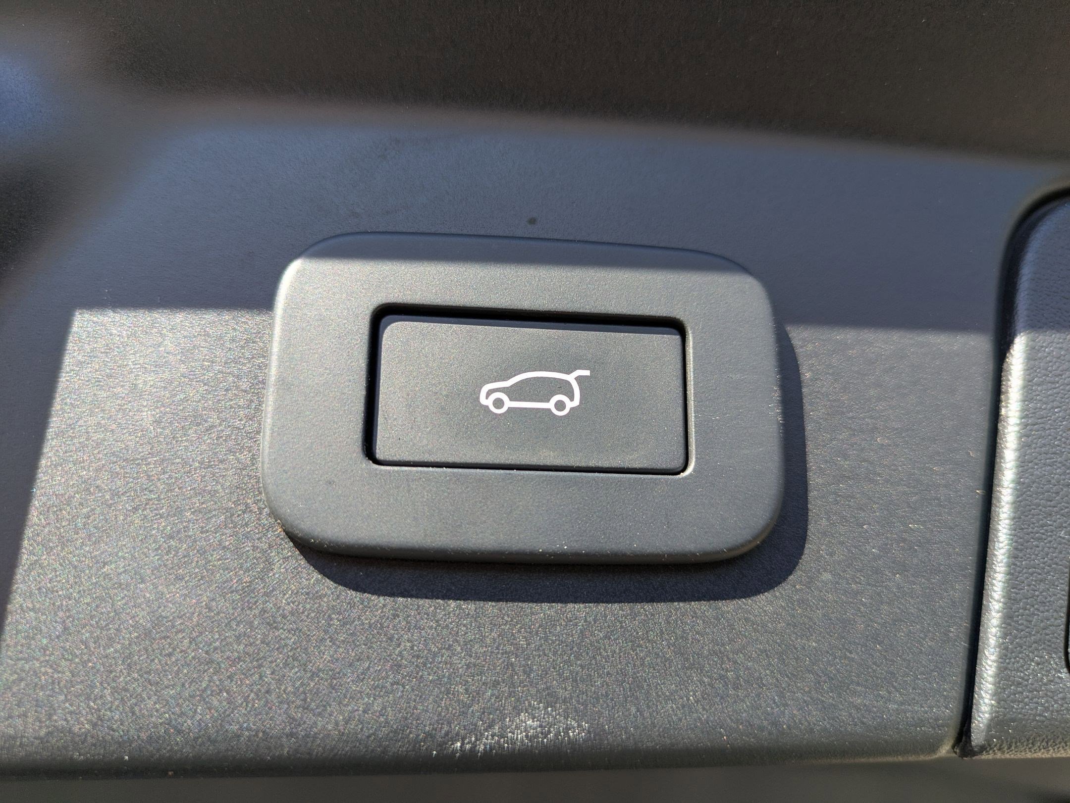 Used 2024 Land Rover Range Rover Velar Dynamic SE image 27