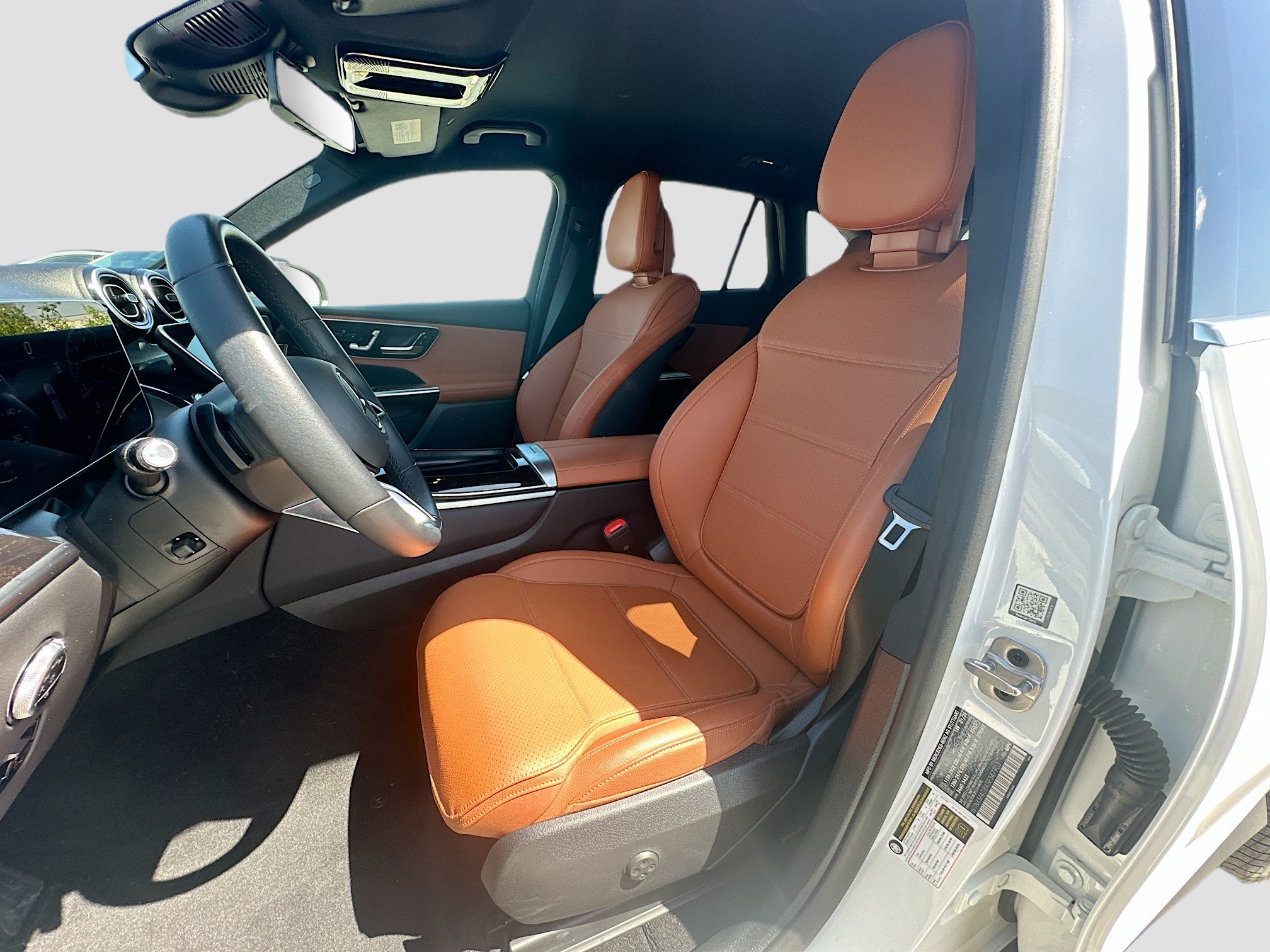 Used 2025 Mercedes-Benz GLC 300 image 19