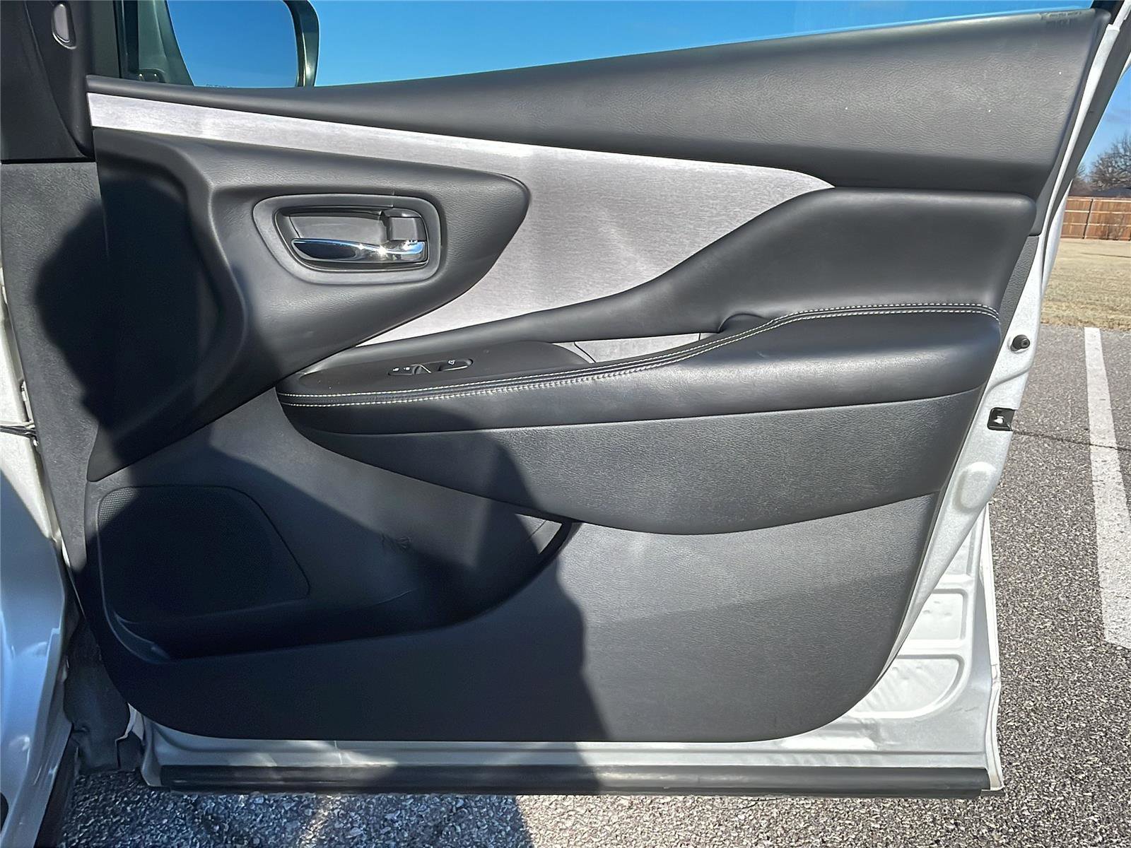 Used 2023 Nissan Murano S image 13