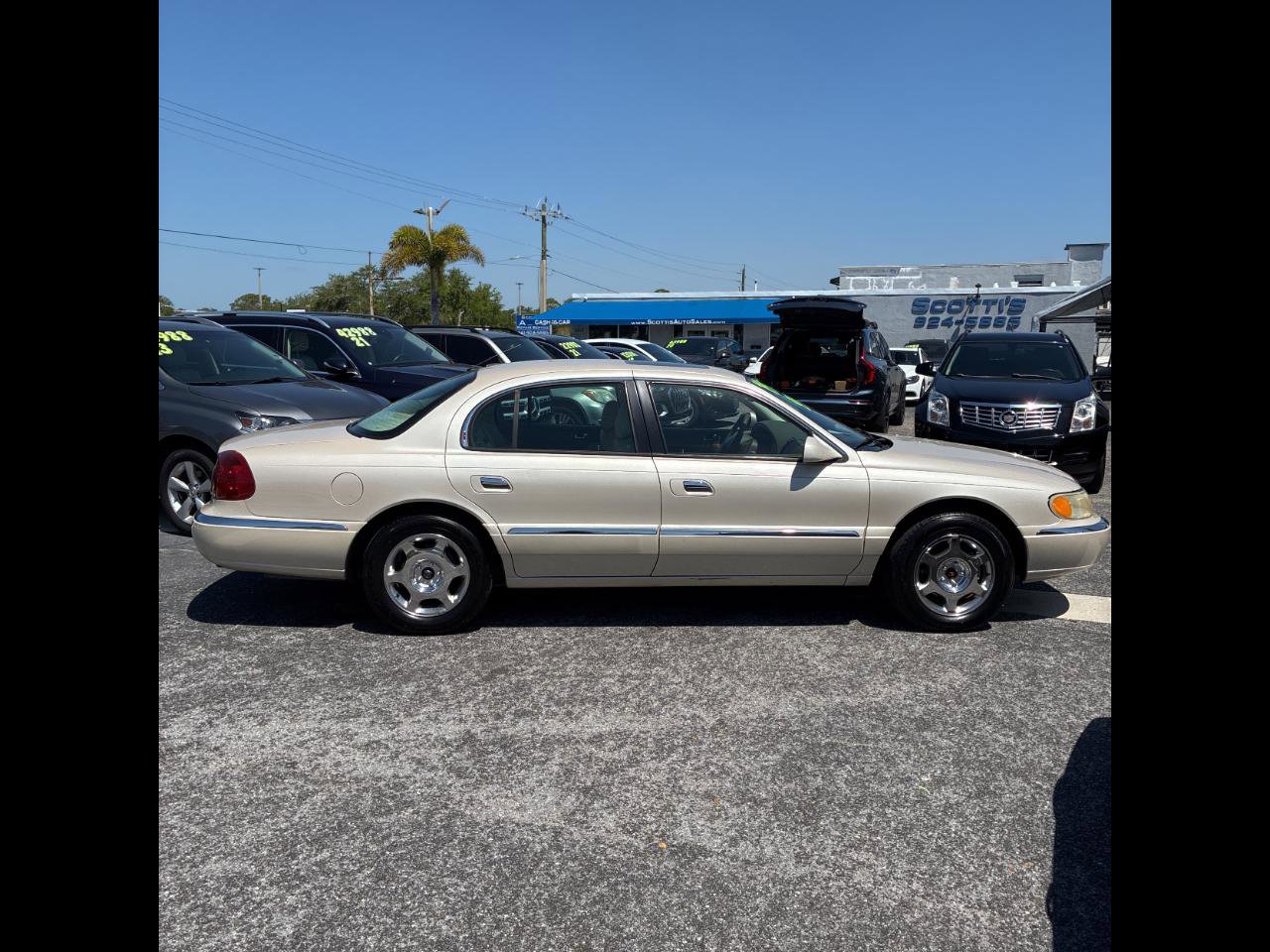 Used 1999 Lincoln Continental FWD image 1