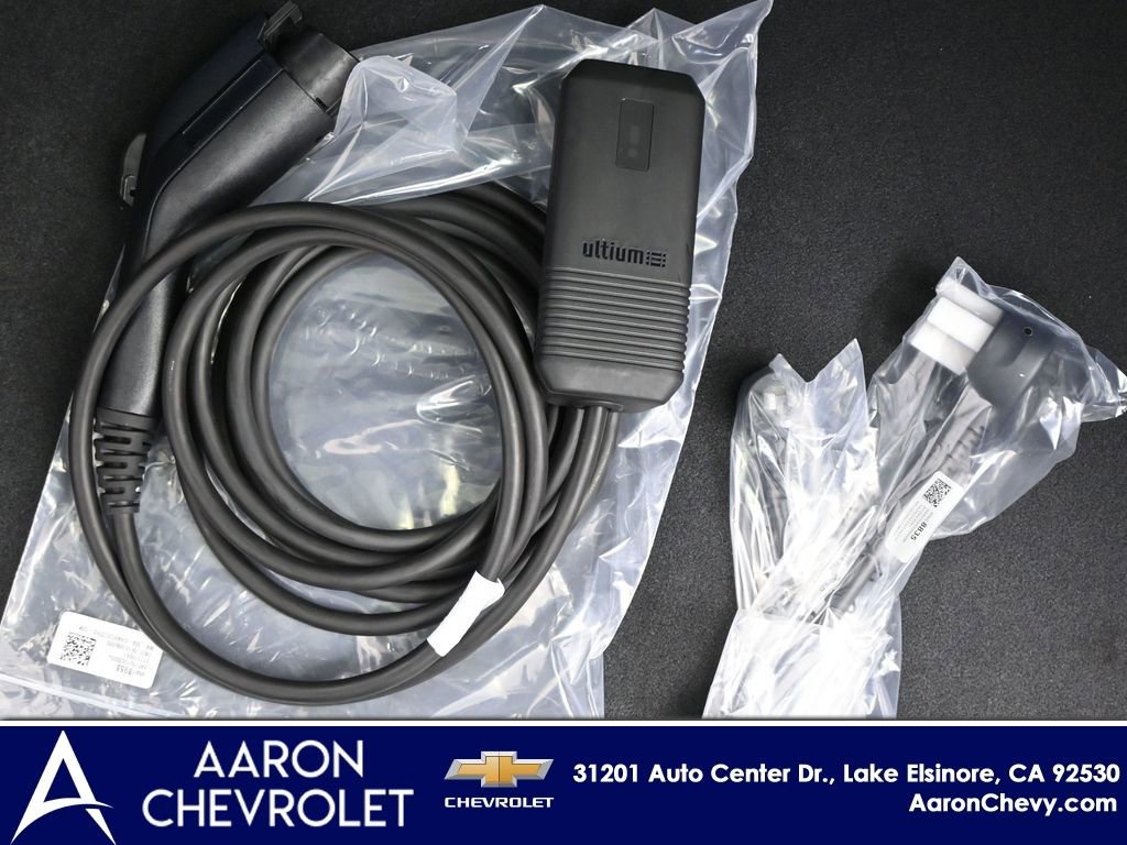 New 2026 Chevrolet Equinox EV LT image 14