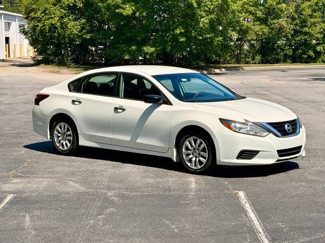 Used 2018 Nissan Altima 2.5 S FWD image 10