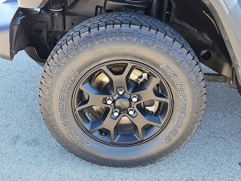 Used 2020 Jeep Wrangler Sport image 13