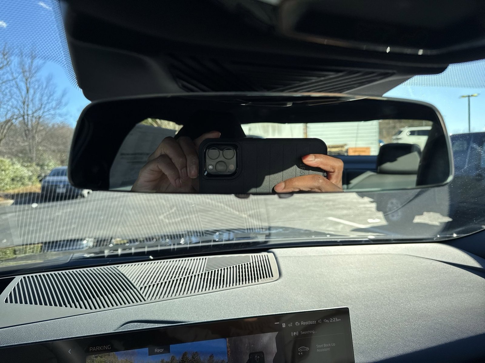 New 2026 BMW 550e xDrive w/ Executive Package image 15