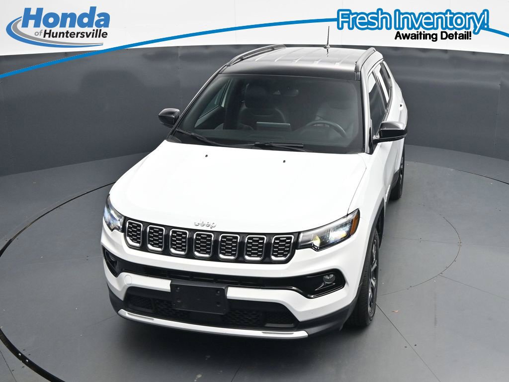 Used 2025 Jeep Compass Limited AWD/4WD image 19