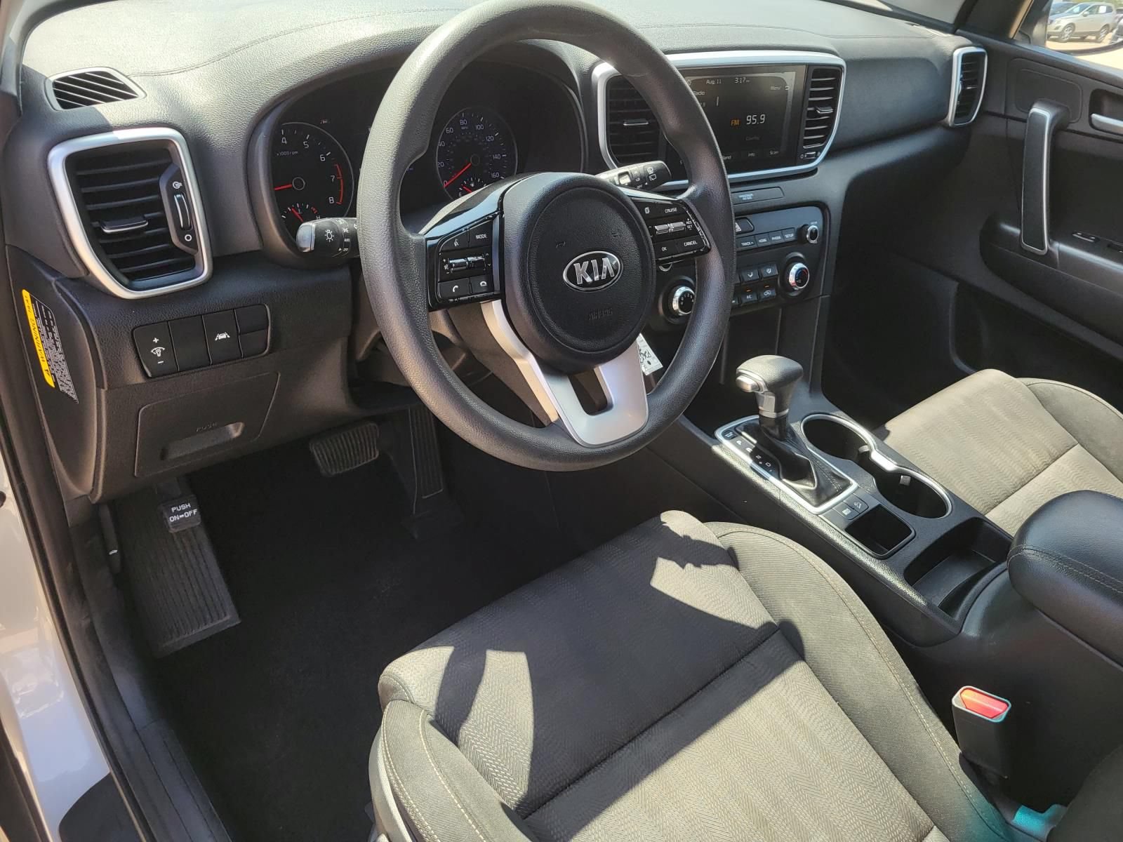 Used 2021 Kia Sportage LX FWD image 17