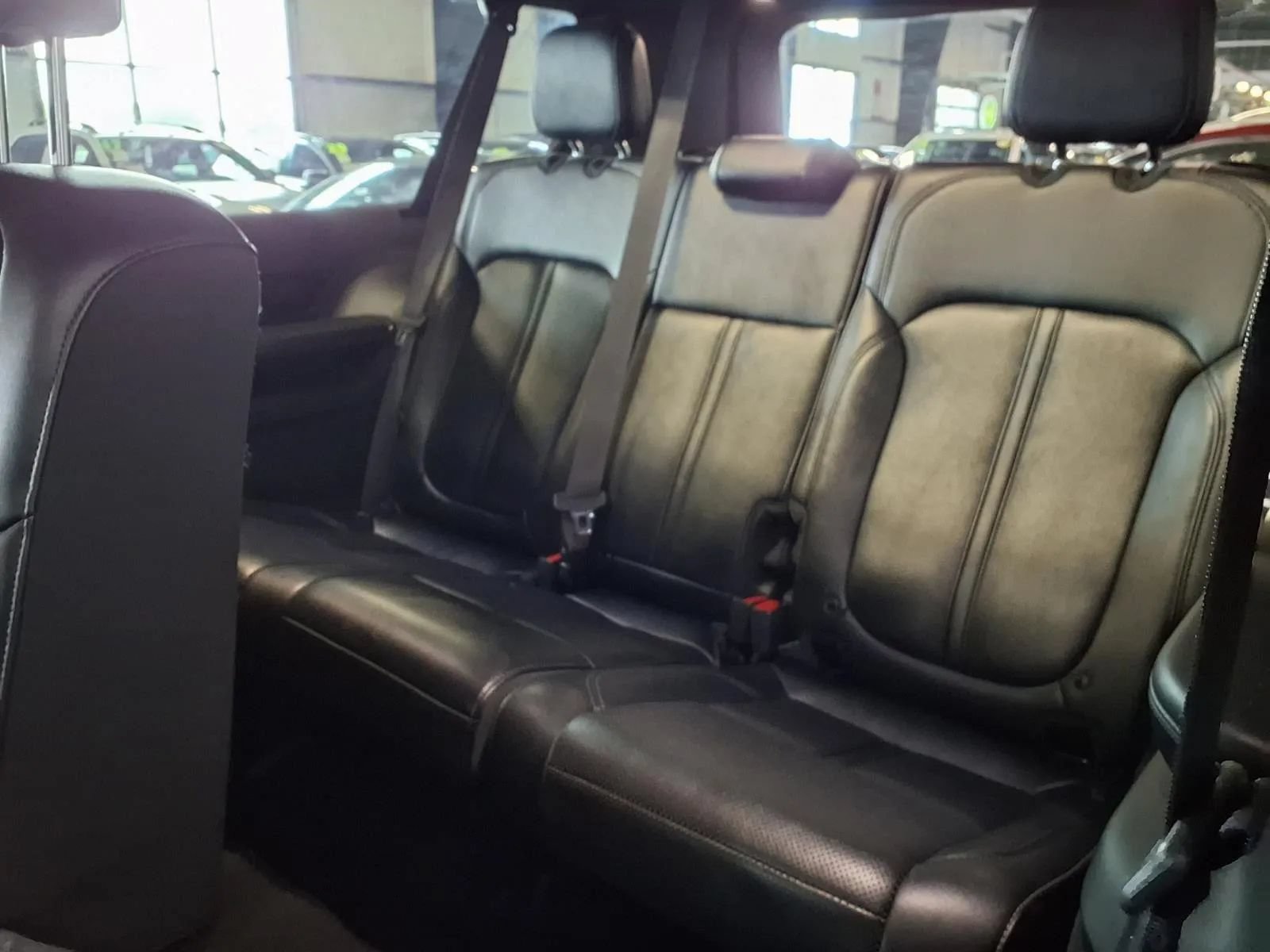 Used 2024 Jeep Grand Wagoneer L 4WD w/ Flexible Seating Group image 16
