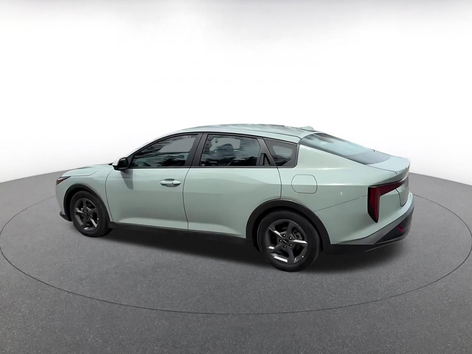 Used 2025 Kia K4 FWD image 10
