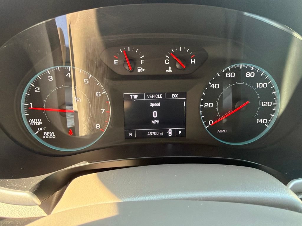 Used 2025 Chevrolet Malibu LT FWD image 18