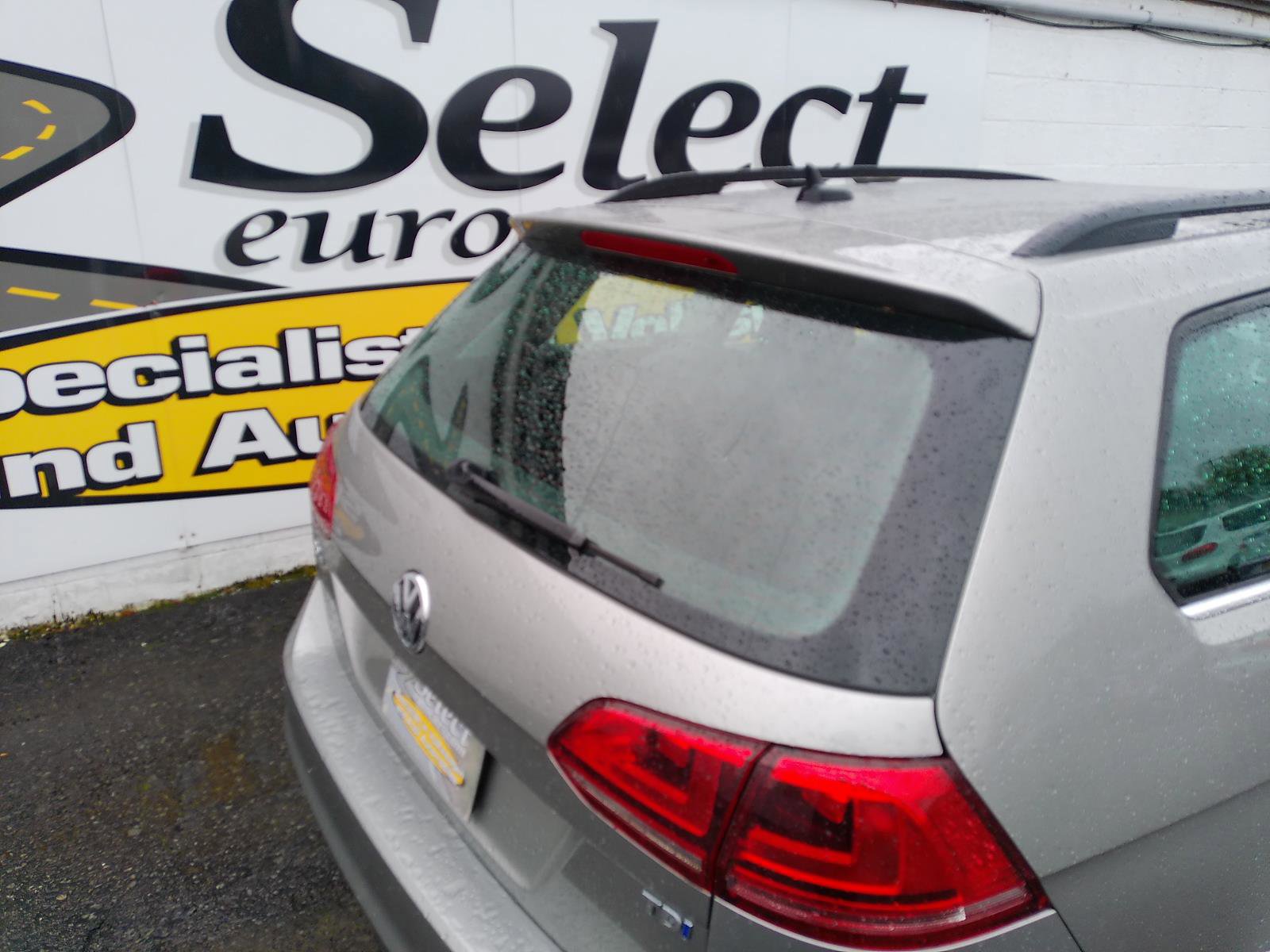 Used 2015 Volkswagen Golf TDI S FWD image 44