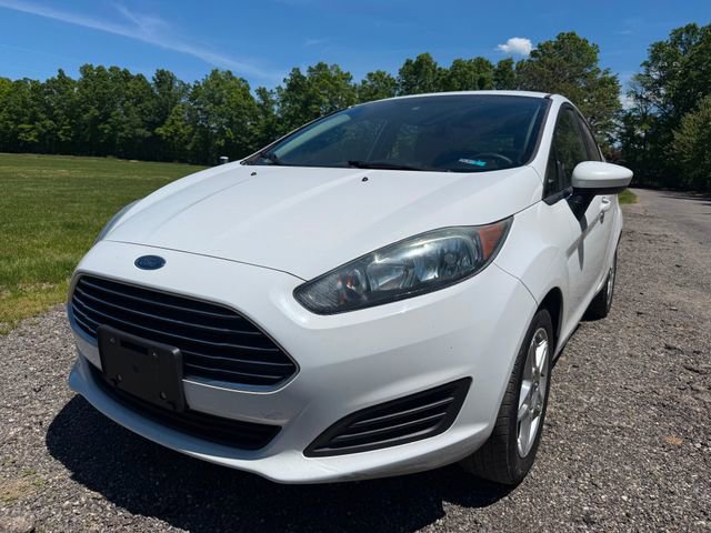 Used 2018 Ford Fiesta SE FWD image 1
